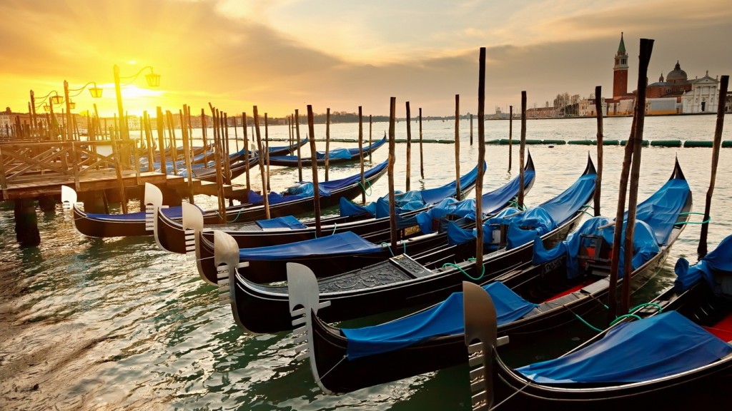 tramonto_gondole_venezia